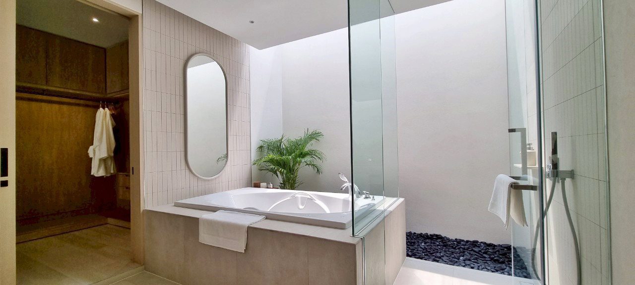 picture Luxury Modern Pool Villa in Na Jomtien for Sale - 20/25