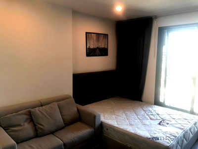 Condos for rent Bangkok : G8744💛中国客户，请加微信。(在联系方式的旁边) 🅵🅾🆁  🆁🅴🅽🆃 IDEO Mobi Wongsawang Interchange 🅻🅸🅽🅴 ❤️💜@condopremium💜❤️Ready to move in ⬛🟨 📞 065 695 3645🟨⬛