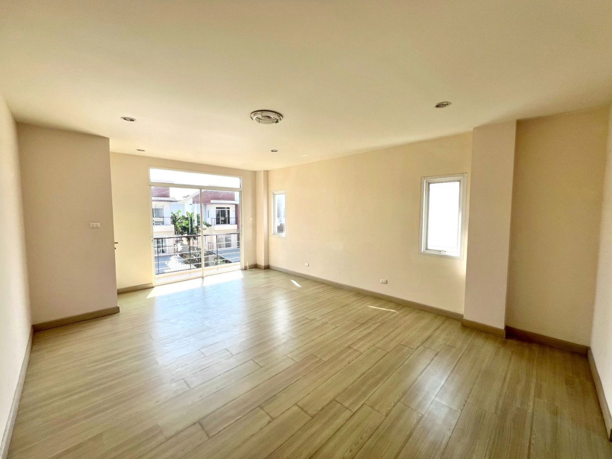 รูป 🚩ให้เช่า ทาวน์โฮม 3 ชั้น หลังมุม ใกล้ Central Eastville 5 นาที บ้านบุณณดา ซ.ประดิษฐ์มนูธรรม 10 | 3 ห้องนอน 4 ห้องน้ำ 🛣️ใกล้เลียบด่วน - รูปที่ 17/20