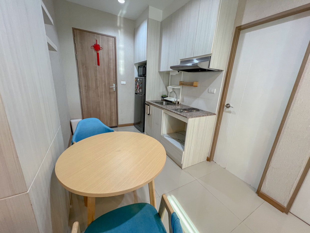 picture The Green Boulevard Condo 1 Bedroom for Rent - 4/13