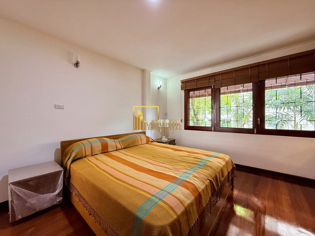 รูป Exceptional 4 Bedroom House in Vibrant Nana Area - BR28305SH - รูปที่ 31/45
