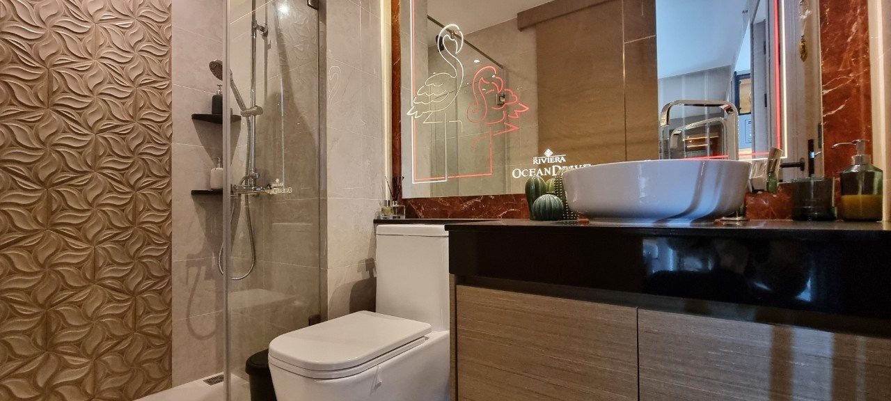 picture Riviera Ocean Drive 1 Bed for Sale - 10/15