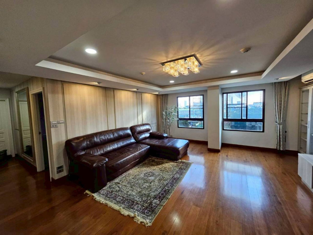 รูป ขายคอนโดห้องสไตล์ penthouse (สองห้องเชื่อม)  ติดถนน นราธิวาสราชนครินทร์  - รูปที่ 10/25