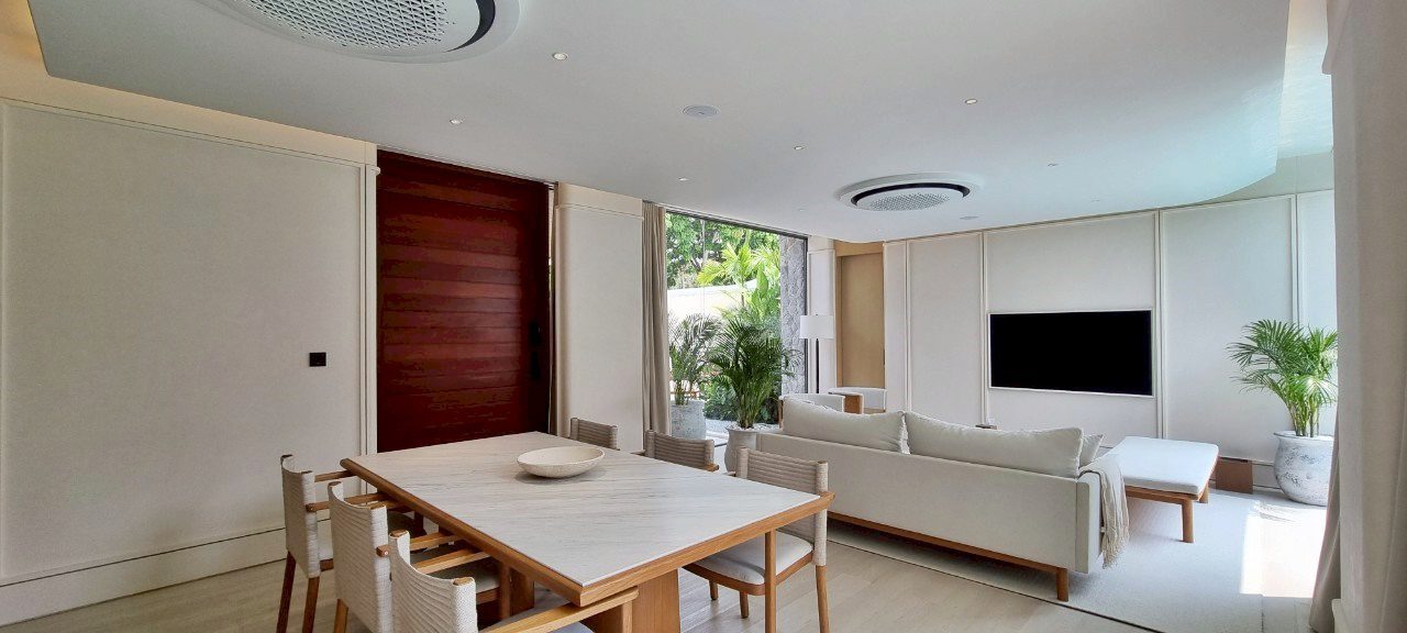picture Luxury Modern Pool Villa in Na Jomtien for Sale - 7/25