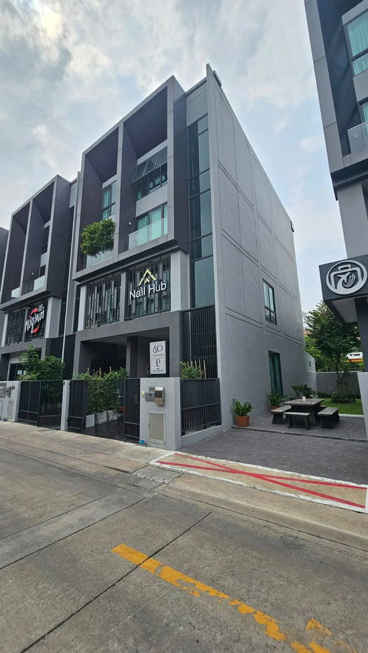 รูป ให้เช่าทาวน์เฮ้าส์ ที่ เจดับบลิว เออเบิร์น โฮม ออฟฟิศ (ดอนเมือง) - รูปที่ 1/7