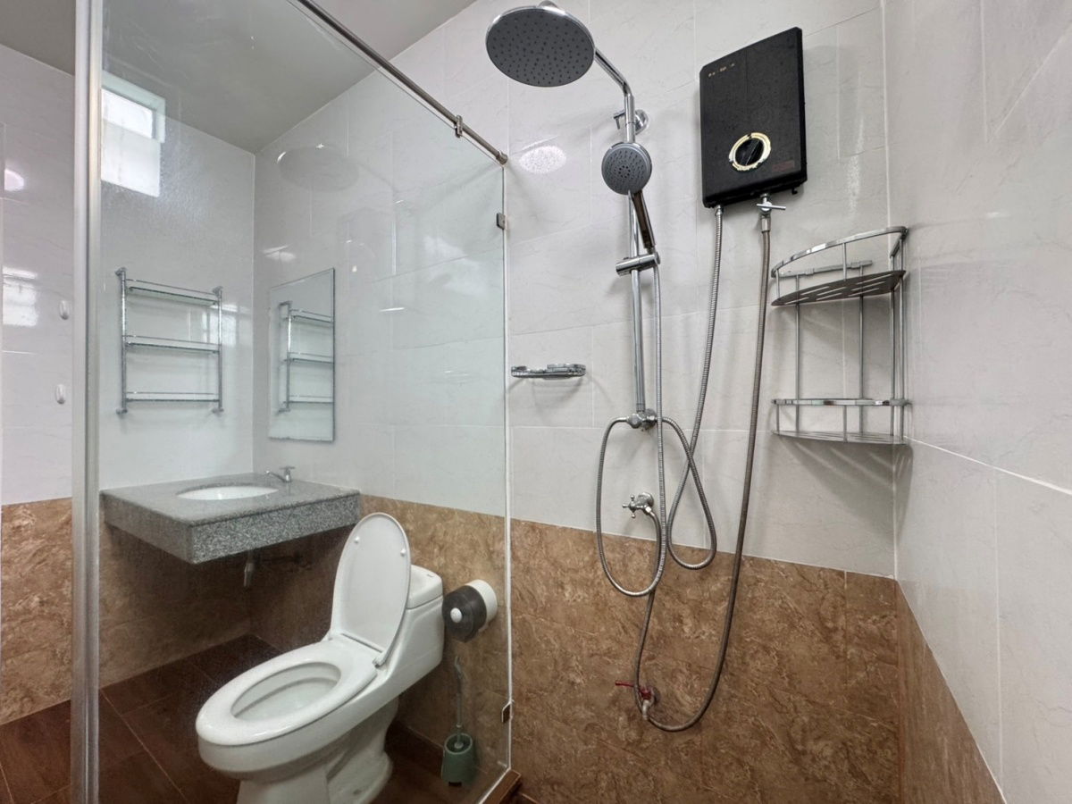 รูป KT0013📲LineID @556ryccg🏡บ้านทุ่งกลมตาลหมัน 67 ตรว 3 ห้องนอน 2 ห้องน้ำ แถมเฟอร์นิเจอร์ สภาพดี หนองปรือ บางละมุง ชลบุรี - รูปที่ 8/15