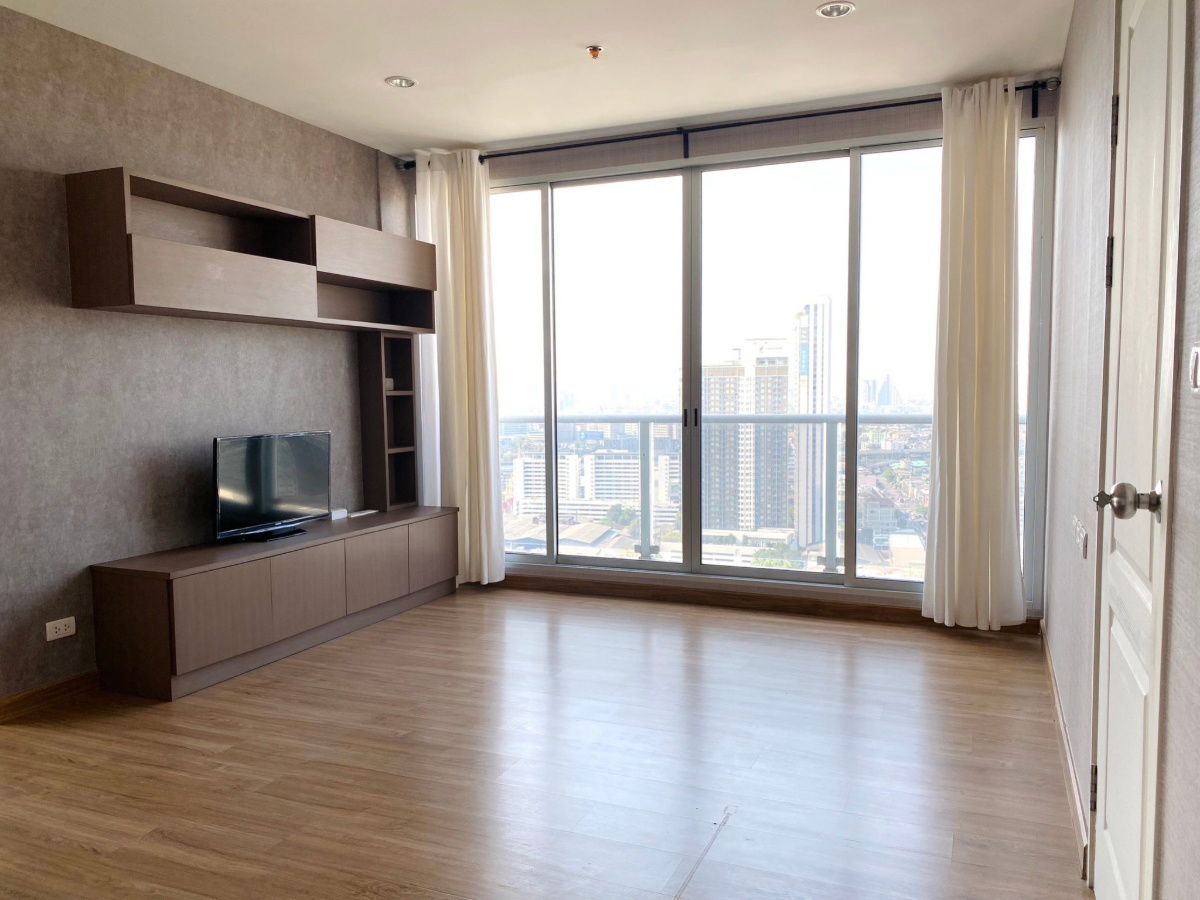 picture @Condorental condo for rent The Tree Bang Po Station - 2/8
