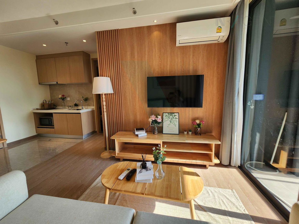 picture ðĐ For Sell Condo REGAL SATHON - NARADHIWAS Building 1, Floor 6,1 bed room, Room size 33 sqm - 5/8