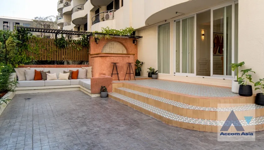 picture 🔼🔽 AccomA 📩 Duplex Condo,Huge Terrace,Newly renovated 4 BR Condominium @Supalai Place (AA45148) - 1/11