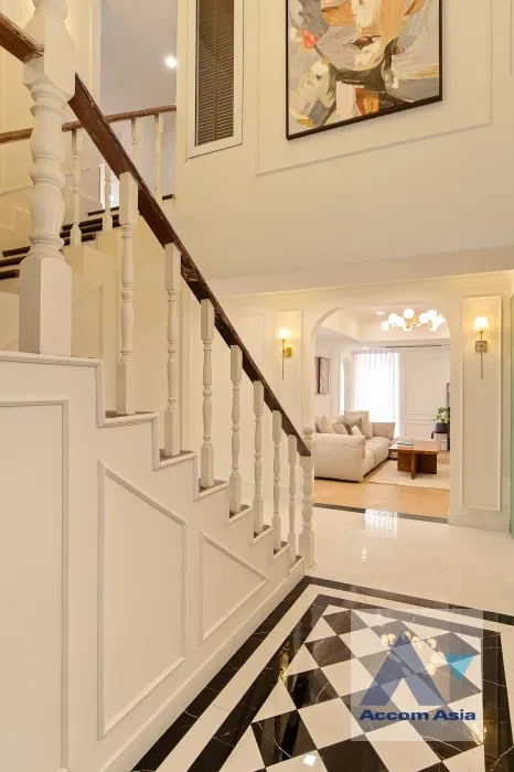 picture 🔼🔽 AccomA 📩 Duplex Condo,Huge Terrace,Newly renovated 4 BR Condominium @Supalai Place (AA45148) - 4/11