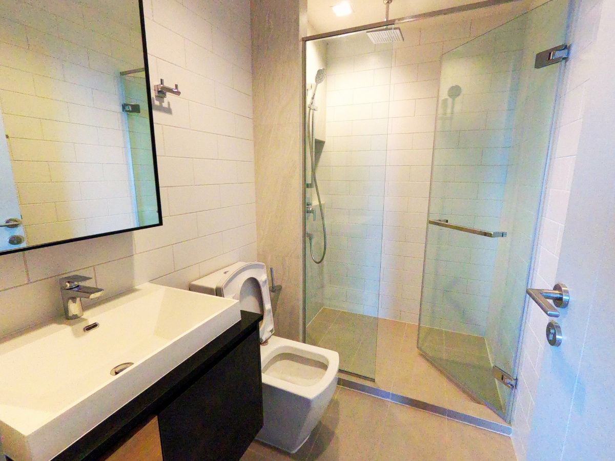 picture 🏙️ FOR RENT: 2-Bedroom Condo at The Line Jatujak-Mochit – 0m to BTS/MRT 🌿 - 8/10