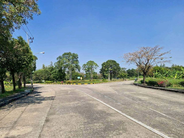 รูป ที่ดิน 1 ไร่ ในสนามกอล์ฟวินเซอร์ สุวินทวงศ์ ซ.15
ที่สุดแห่งทำเล! - รูปที่ 17/17