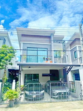 จัดเต็มเฟอร์ฯทั้งหลัง BTSศรีนครินทร์ 2.2 กม. สุขุมวิท แพรกษา กาญจนา ให้เช่าทาวน์เฮ้าส์ 2 ชั้น 28ตร.วา. 224ตร.ม. 3 นอน 2 น้ำ ทำเล