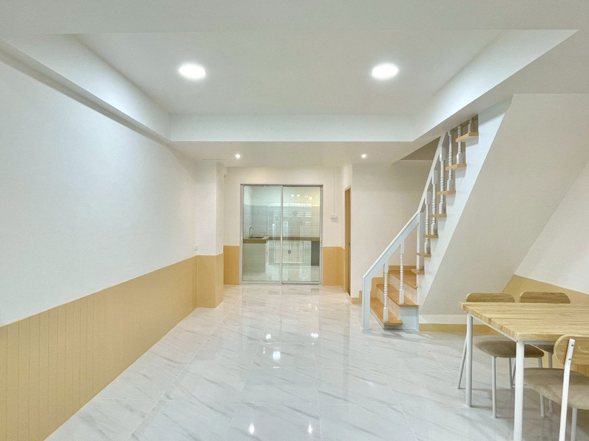 รูป 🏡 ขายทาวน์เฮาส์ สนามบินน้ำ – ซอยนนทบุรี 46 - รูปที่ 4/14