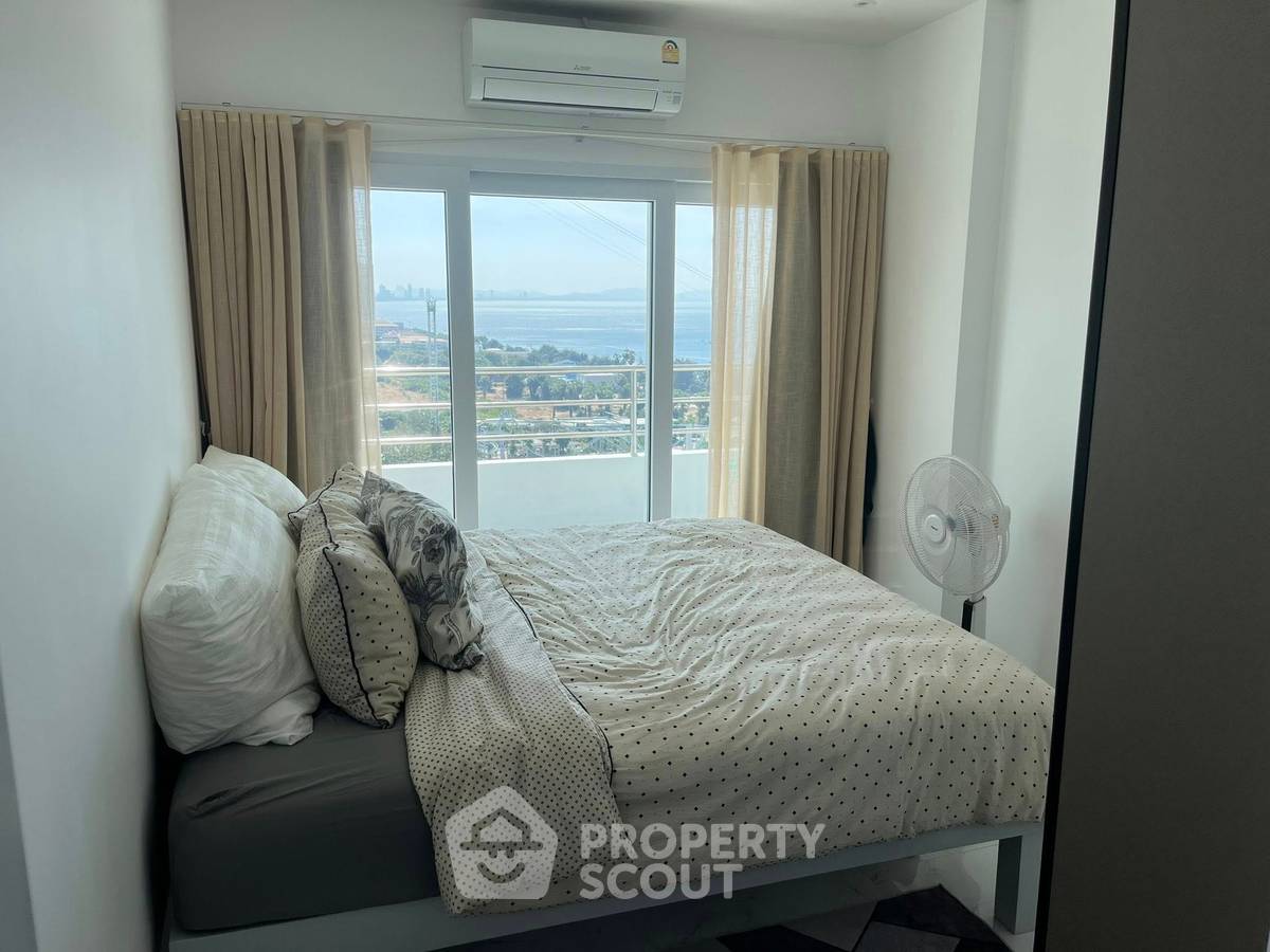 picture 2-BR Condo at View Talay 3 Condominium Pratumnak close to Phratamnak (ID 2469882) - 6/8