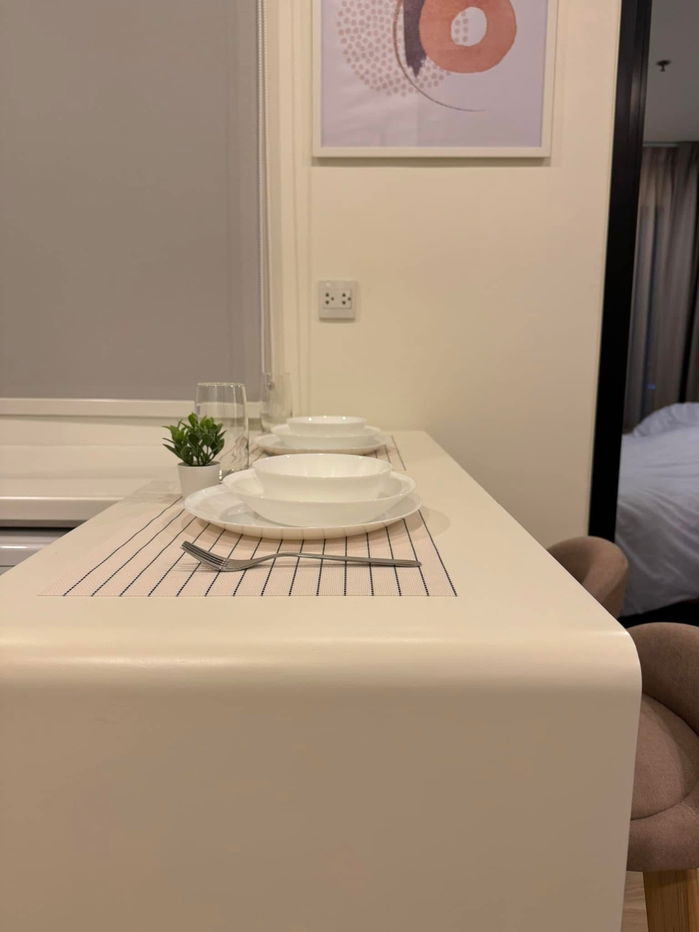 picture RS3961 Life Asoke, a beautiful condo unit for rent in a prime location next to MRT Phetchaburi. - 13/13