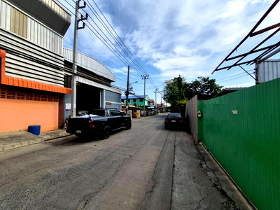 เช่าโรงงาน วิทยาลัยเทคนิคราชสิทธาราม : ให้เช่าโกดัง พื้นที่ใช้สอย 430 ตรม. ทำเล บางกระดี่ พระรามสอง