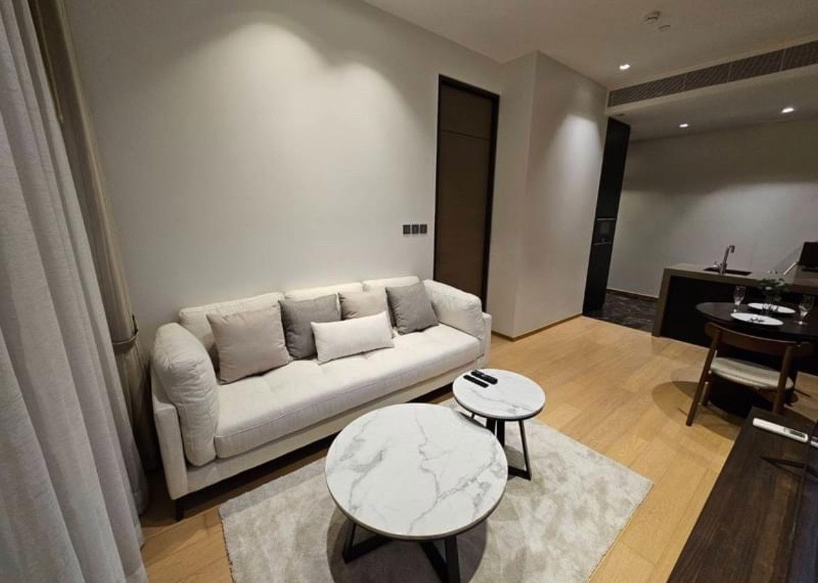 picture #R8076 🎉 091268 Condo for rent at 28 Chidlom - 5/14