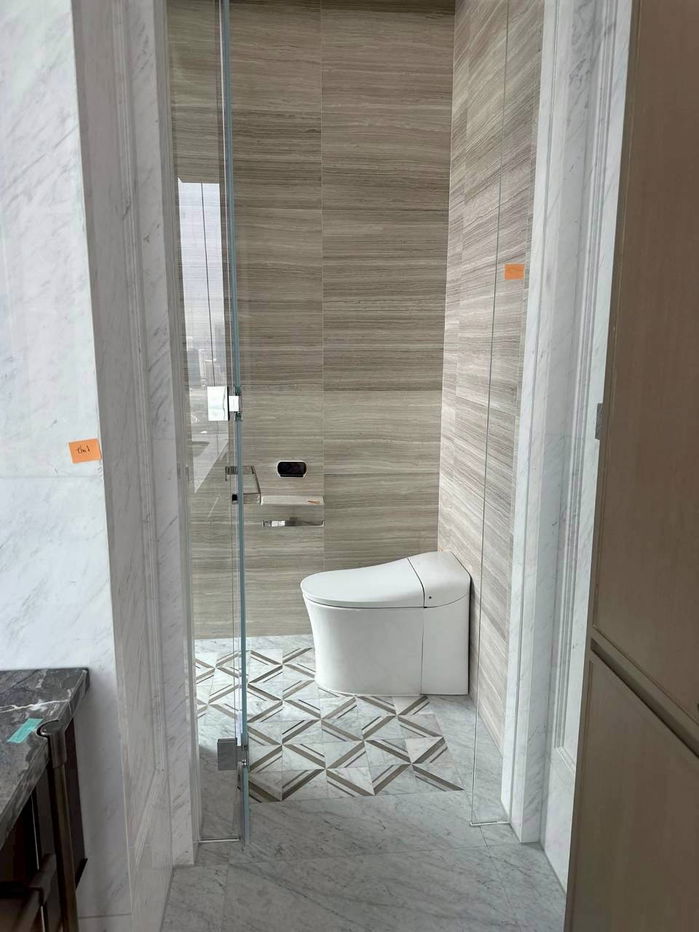 picture ð For Rent - 2 Bedroom, 160 Sq.m Condo at ONE89 wireless - 18/19