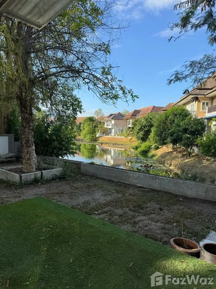 picture 4 Bedroom Lake-View Home with large garden 5918733 - 4/19