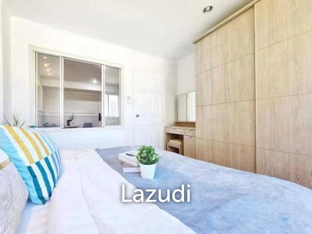 picture 1 Bed 1 Bath Lumpini Ville Cultural Center Condo For Sale - 4/7