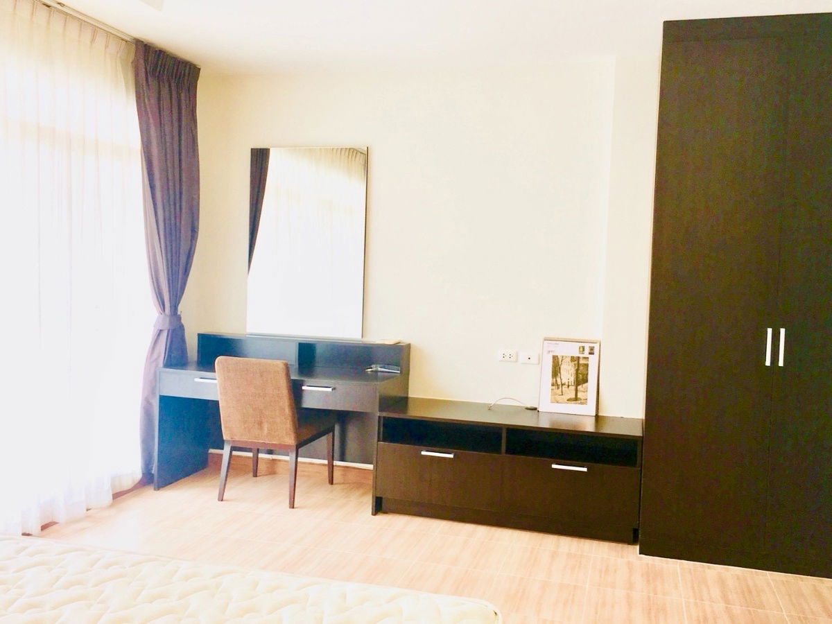 รูป ให้เช่า บ้านกลางเมือง 33,000 บาท/เดือน เฟอร์ฯ ครบ พร้อมเข้าอยู่ - รูปที่ 10/19