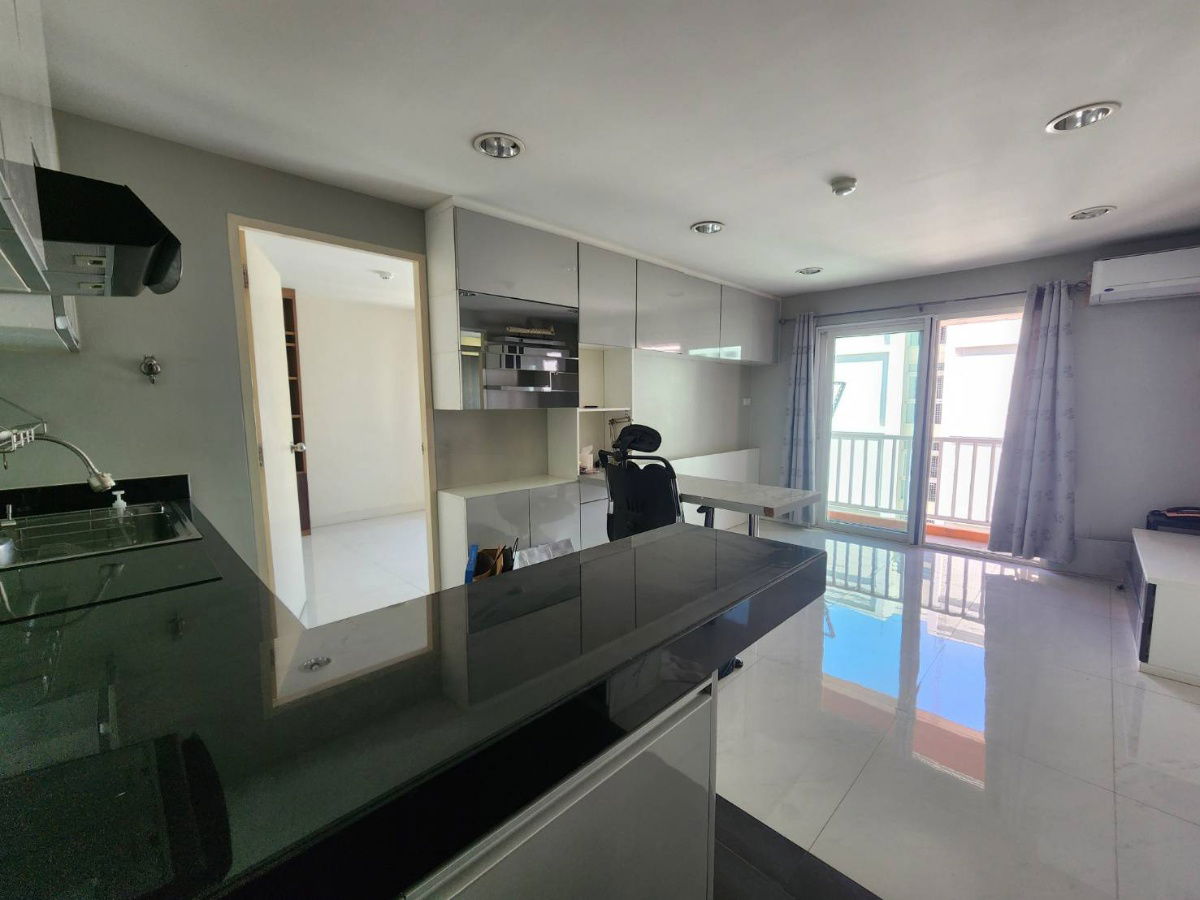 picture Urgent Sale! The Plenary Sathon Condo in a prime location, only 400 meters from Wongwian Yai BTS Station and just 10 minutes from ICONSIAM. - 18/27