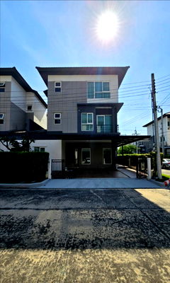 บ้านแฝด ม.รามคำแหง 2 : ขายด่วน - บ้านกลางเมือง สวนหลวง