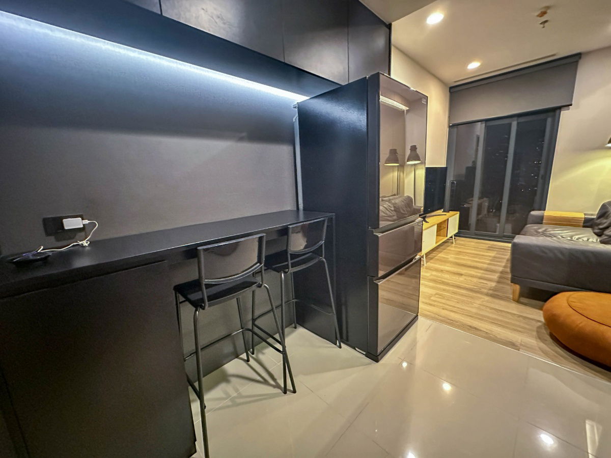 รูป OKA HAUS สุขุมวิท 36 วิวเมือง Bathtub, Washer&dryer, dishwasher - รูปที่ 22/27