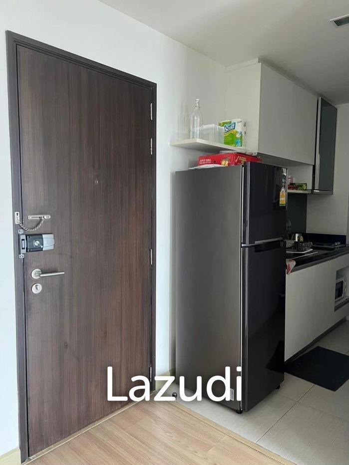 รูป 52 sqm high floor 1 bedroom condo in Sky Walk Phra Khanong - รูปที่ 4/14