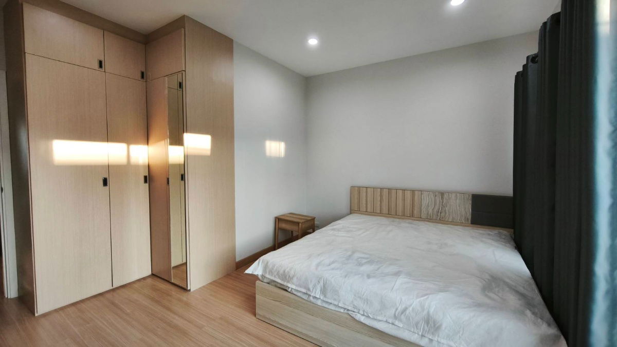 รูป ให้เช่าทาวน์โฮมสองชั้น  3 ห้องนอน 3 ห้องน้ำ 1 ห้องรับแขก 1 ห้องครัว  2  ที่จอดรถ - รูปที่ 8/16