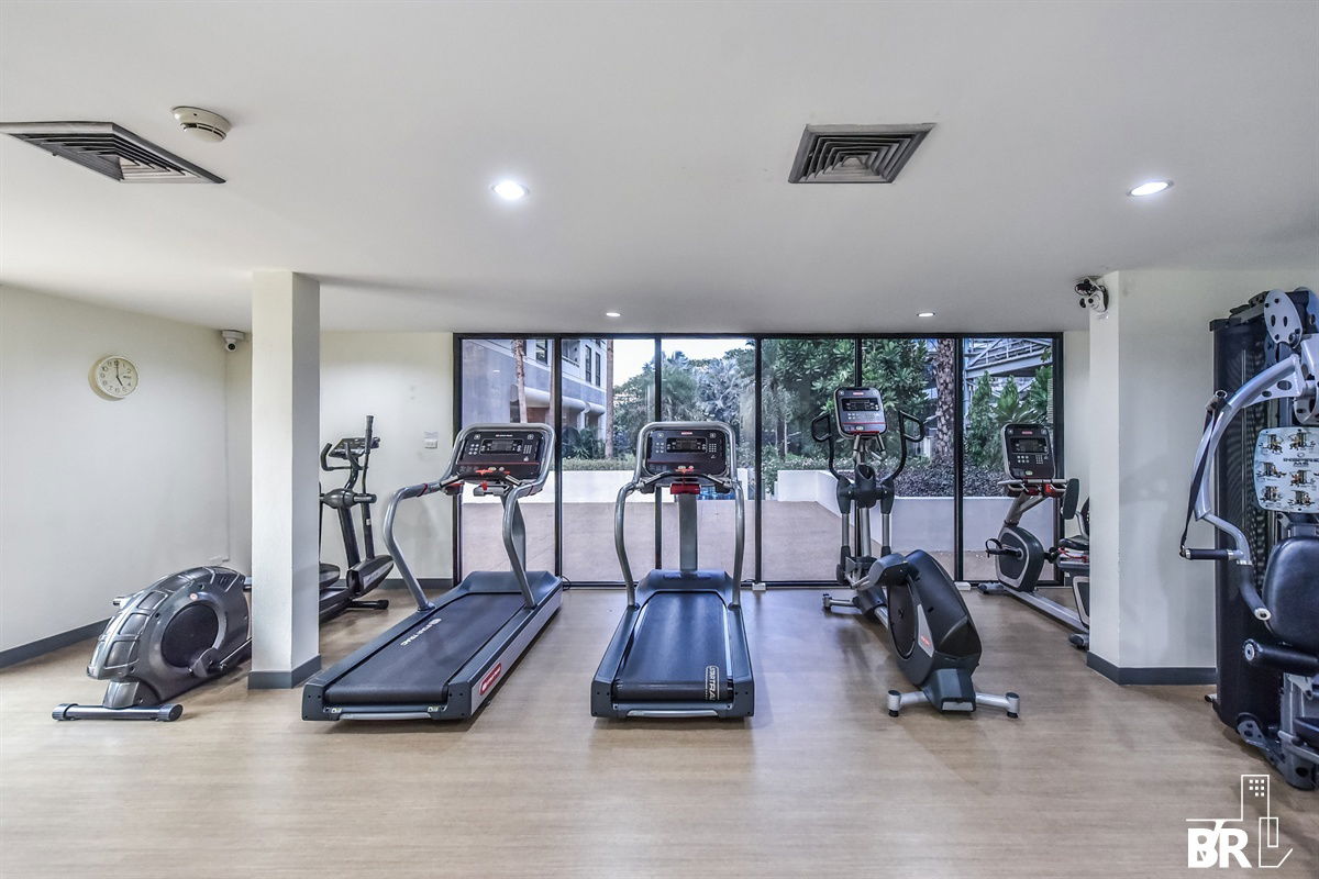 picture Somkid Gardens ð Spacious Unit with Luxury Living âĻ Near Central Chitlom&Embassy and Sky train - 3/6