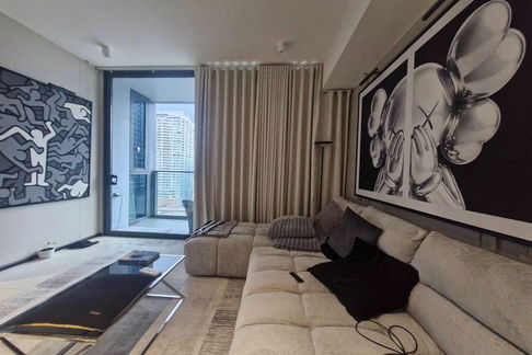 ขายด่วน !! Tait 12 1 bed plus 68 Sq.m ชั้นสูง วิวสวย เพียง 18,500,000 บาทเท่านั้น Hot deal