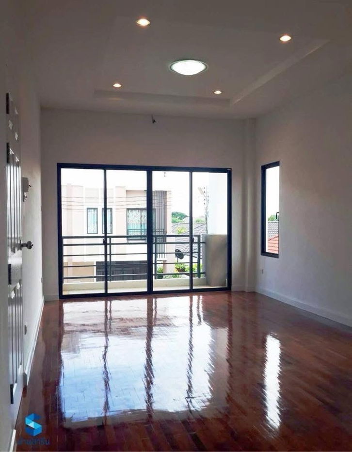 picture 2-storey detached house, 3 bedrooms, 3 bathrooms, near Central Ubon Ratchathani - 5/9