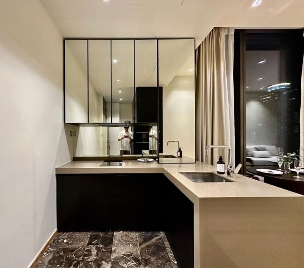 picture #R8076 🎉 091268 Condo for rent at 28 Chidlom - 7/14