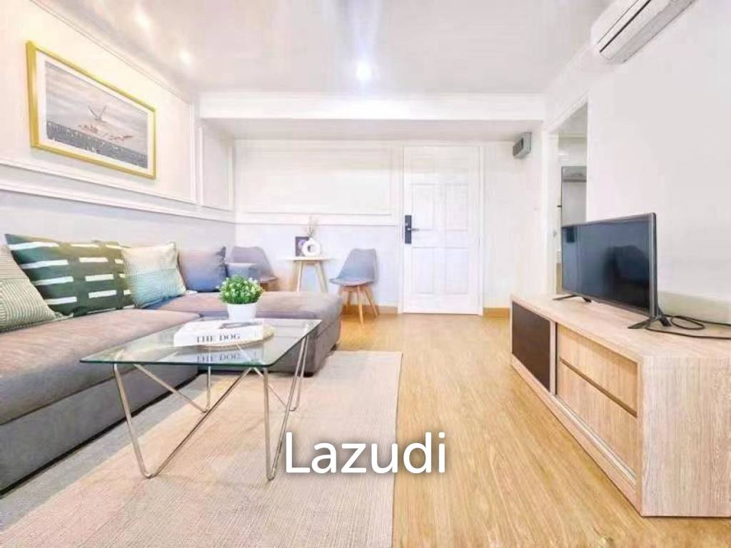 picture 1 Bed 1 Bath Lumpini Ville Cultural Center Condo For Sale - 3/7