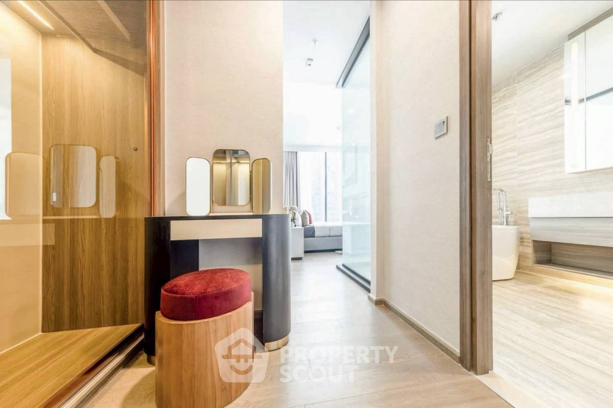 รูป คอนโด 2-ห้องนอน ที่ เซเลส อโศก ใกล้ MRT สุขุมวิท (ID 2469090) - รูปที่ 3/14