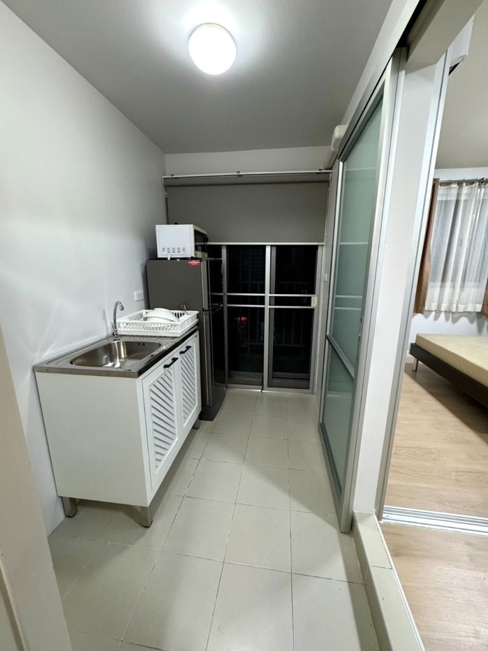 รูป ขายดีคอนโด รามอินทรา ใกล้MRTมัยลาภ รีโนเวทใหม่ พร้อมเฟอร์นิเจอร์ครบครัน 30 ตร.ม. เพียง 1.50 ล้าน - รูปที่ 6/8