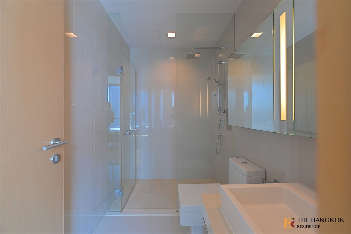 picture Hyde Sukhumvit 13 💎 Spacious Unit in the heart of Sukhumvit 💖 Near BTS Nana - 13/13