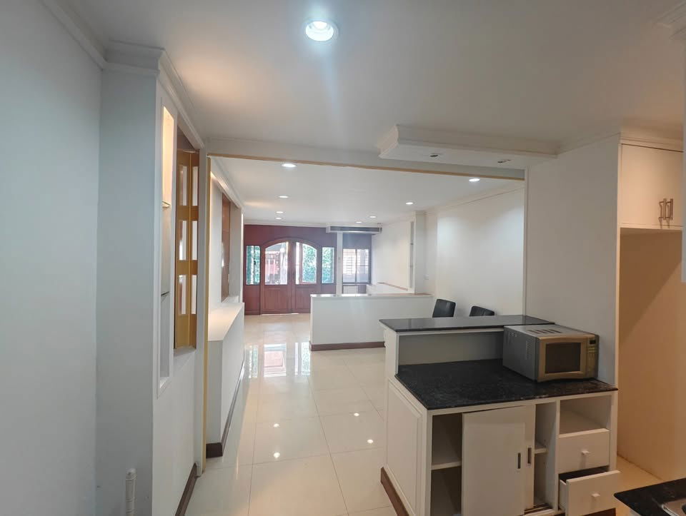 รูป HR3086ให้เช่าทาวน์โฮม 4 ชั้น หมู่บ้านนครไทย ใกล้เซ็นทรัลพระราม 3 เฟอร์ครบพร้อมอยู่ - รูปที่ 14/18