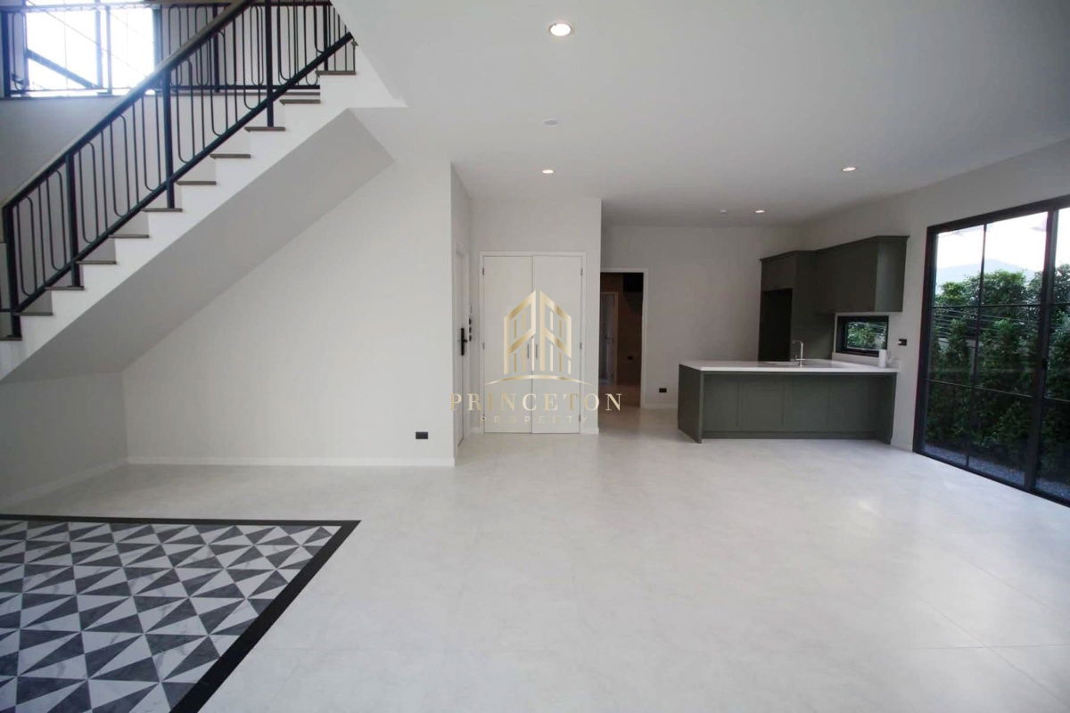 รูป ขายบ้านหรูไซส์ใหญ่สุด เศรษฐสิริ บางนา กม.10 ราคาดีที่สุดในโครงการ ใกล้โรงเรียนนานาชาติ VERSO และทางด่วนบูรพาวิถี! - รูปที่ 17/32