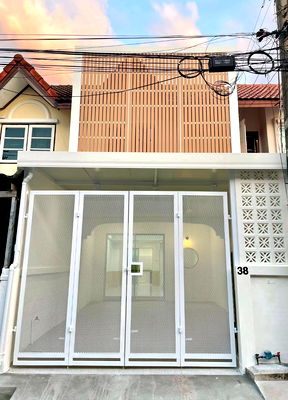 ทาวน์โฮม เมืองนนทบุรี นนทบุรี : 🏡 ขายทาวน์เฮาส์ สนามบินน้ำ – ซอยนนทบุรี 46