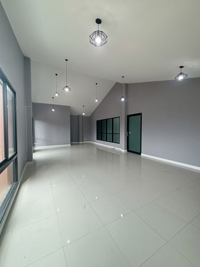 รูป 🏡 𝗛𝗢𝗨𝗦𝗘 𝗙𝗢𝗥 𝗦𝗔𝗟𝗘 | โฮมออฟฟิศ Warehouse Hub Chinatown Salaya ⚡️ - รูปที่ 9/14