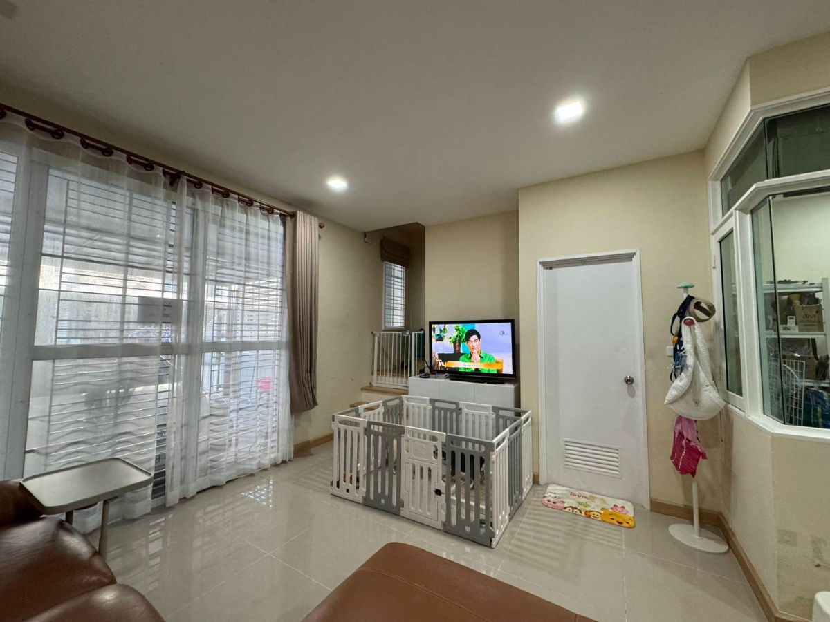 picture Corner Unit Townhome for Sale – Golden Neo & Town Sukhumvit–Lasalle, Fully Upgraded, 100m from BTS Samrong - 2/19
