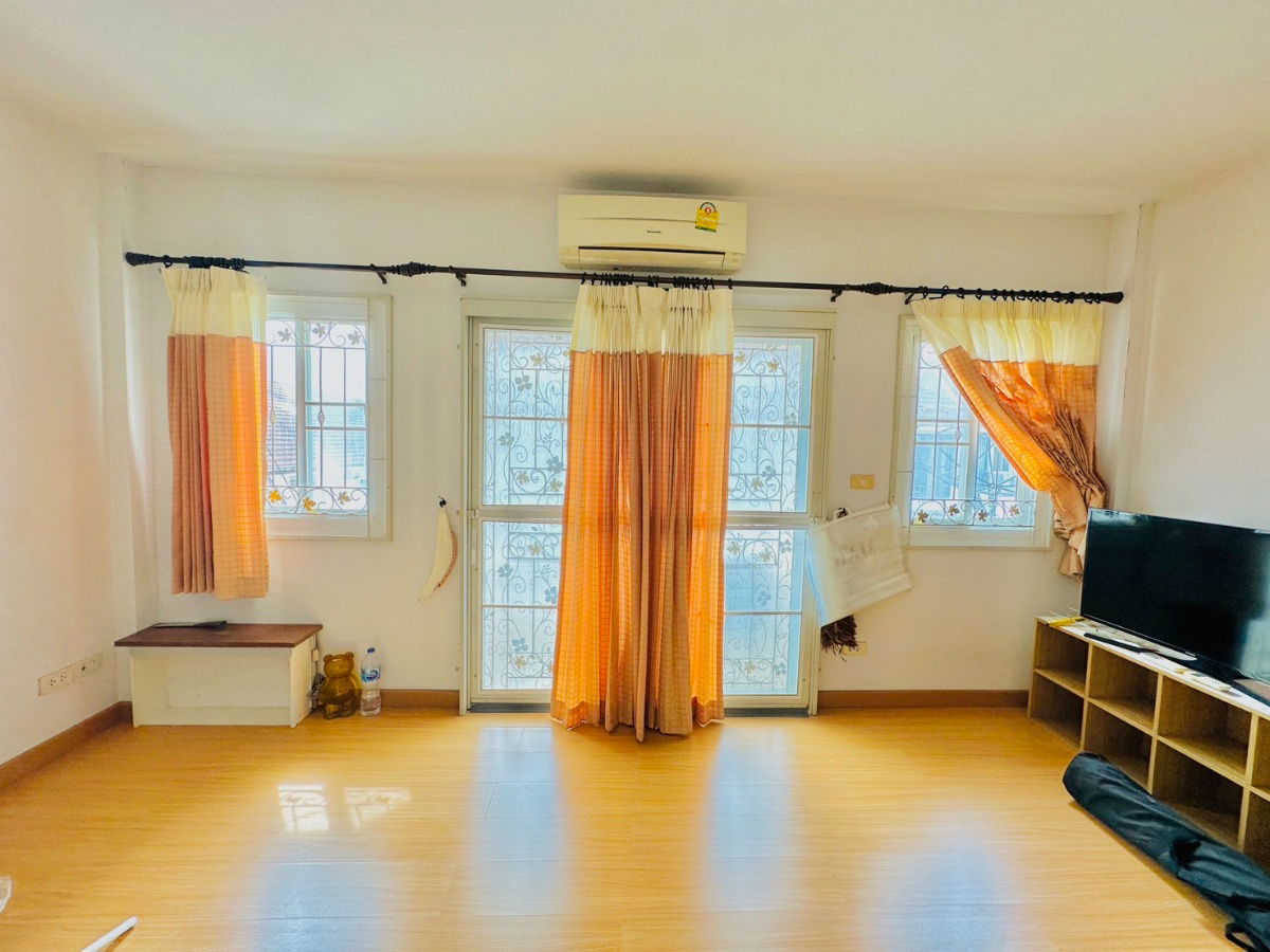 รูป ทาวน์เฮ้าส์ 3 ชั้น ราคาน่ากดส่อง!! ขาย ทาวน์เฮ้าส์ 3 ชั้น โครงการนวนิช ปากเกร็ด เนื้อที่ 20.20 ตร.ว. 3 ห้องนอน 3 ห้องน้ำ - รูปที่ 22/29