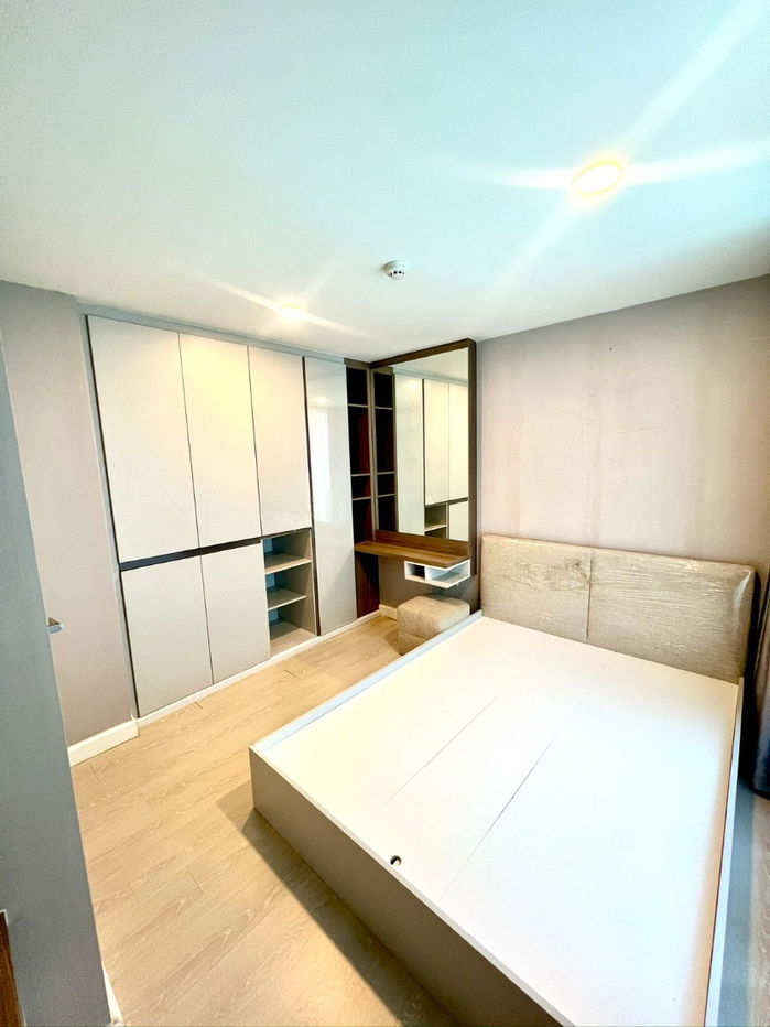 picture Modernform furniture throughout the unit. Amazing location! Condo for sale: The Cube Plus Minburi, close to the MRT. - 7/24