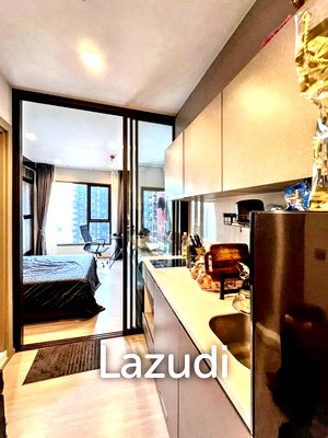 Condos for sale : 1 Bed 1 Bath 28 SQ.M LIFE Asoke - Rama 9