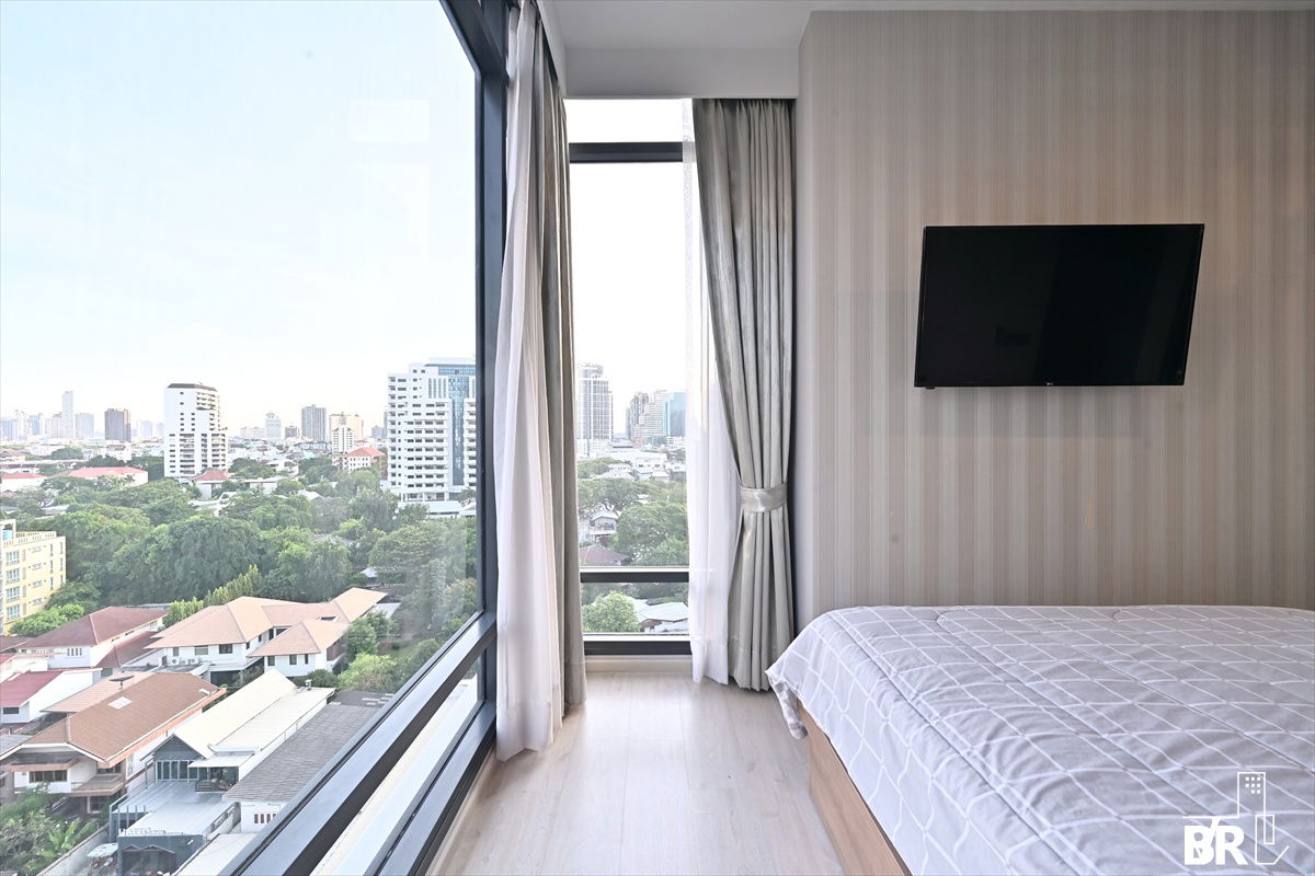 รูป M Thonglor 10 🌅 ห้องมุม ทิศตะวันออก เลี้ยงสัตว์ได้ 🐾 ใกล้ BTS เอกมัย - รูปที่ 4/13