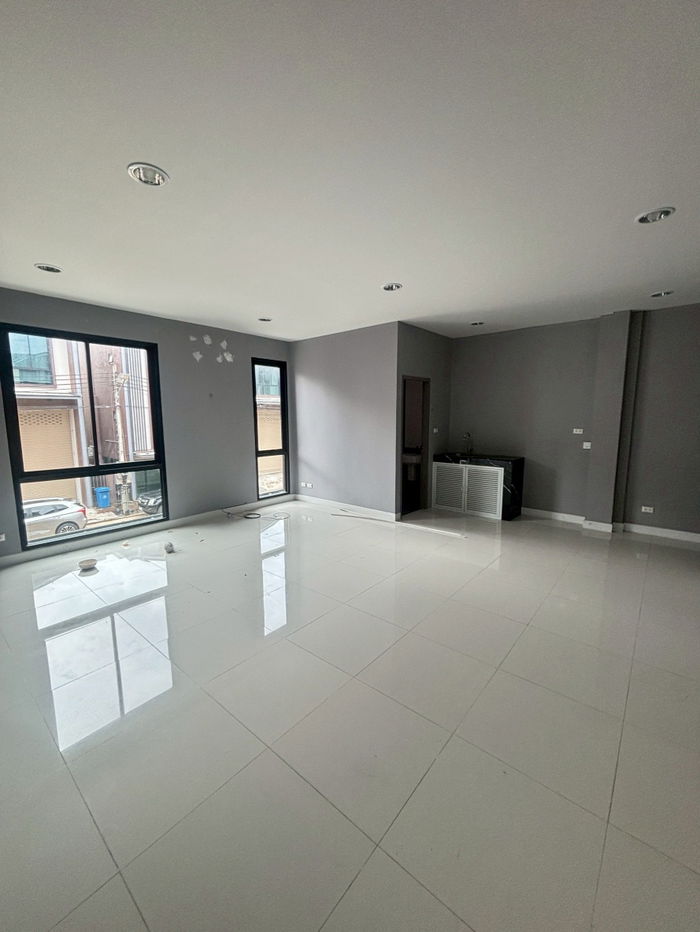 รูป 🏡 𝗛𝗢𝗨𝗦𝗘 𝗙𝗢𝗥 𝗦𝗔𝗟𝗘 | โฮมออฟฟิศ Warehouse Hub Chinatown Salaya ⚡️ - รูปที่ 5/14