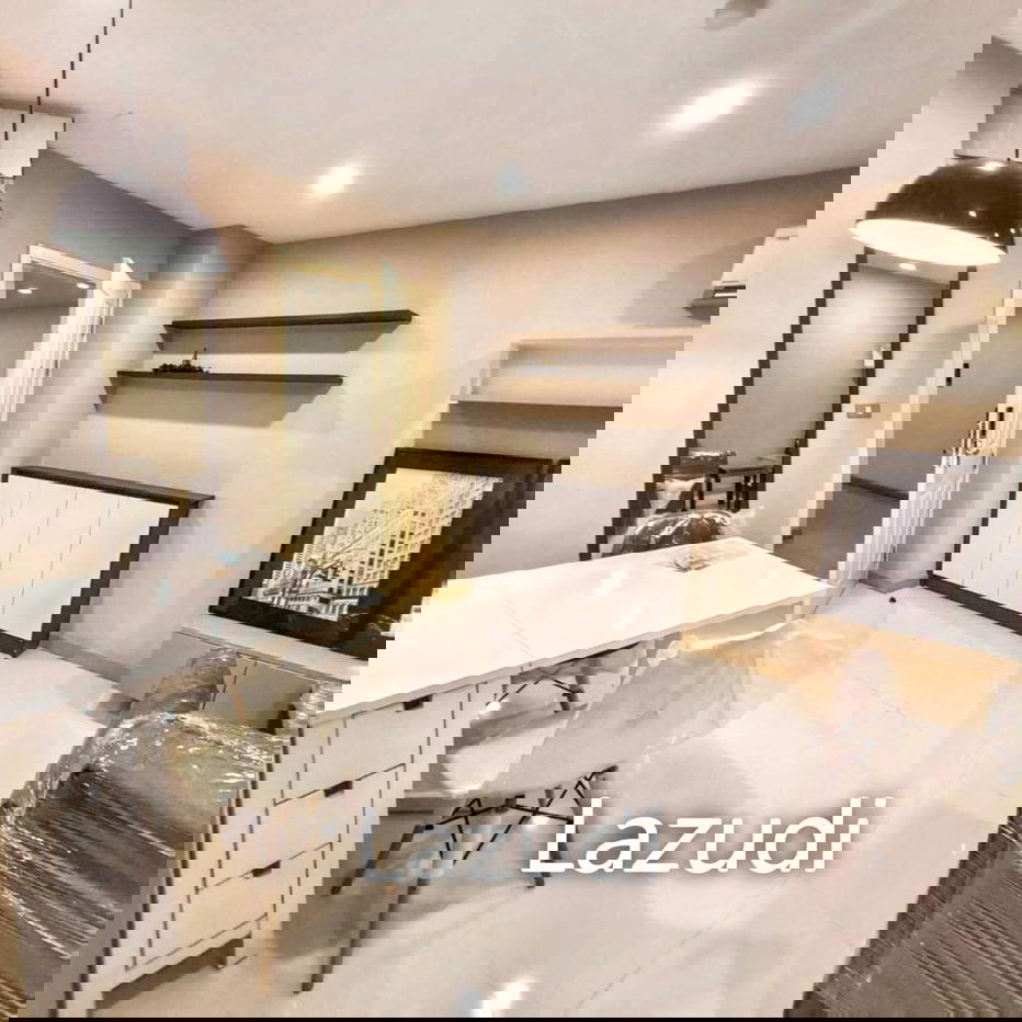 picture 1 Bed 1 Bath 40 SQ.M The ACE Ekamai - 5/11